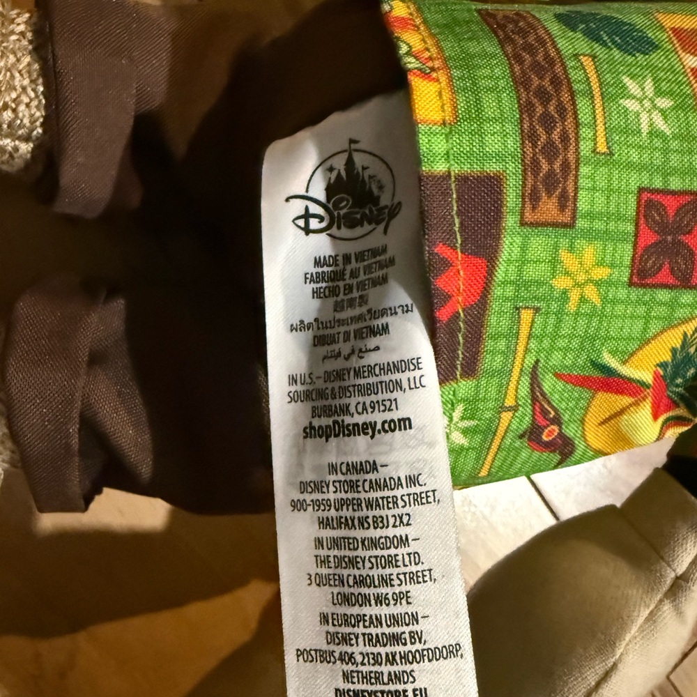 Disney plush- THE MAIN ATTRACTION MICKEY MOUSE TIKI ROOM - Picture 5 of 5